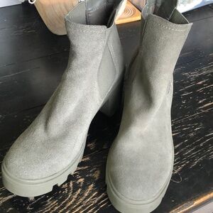 Splendid Green Heeled Boots Modern Design
